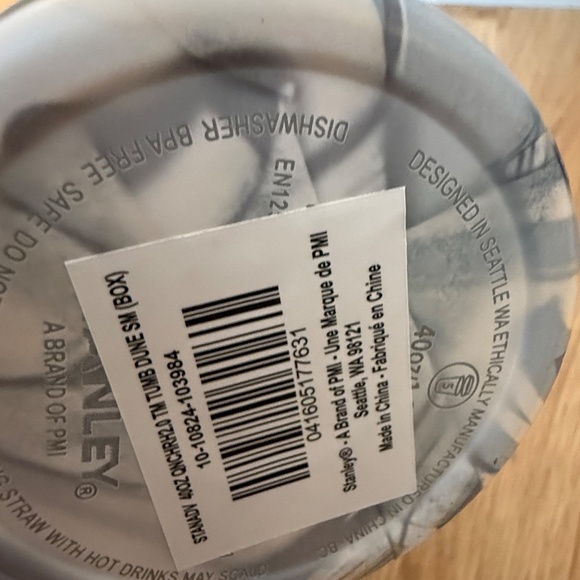 Stanley Cup White Marble 40 Oz Flowstate Tumbler H2.0 The Quencher - Picture 6 of 10